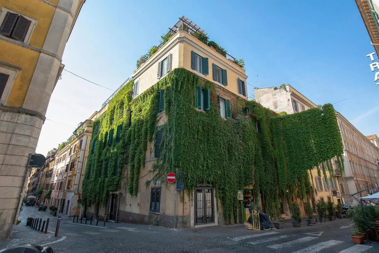 Rome As You Feel - Iconic Monti Design Apartment