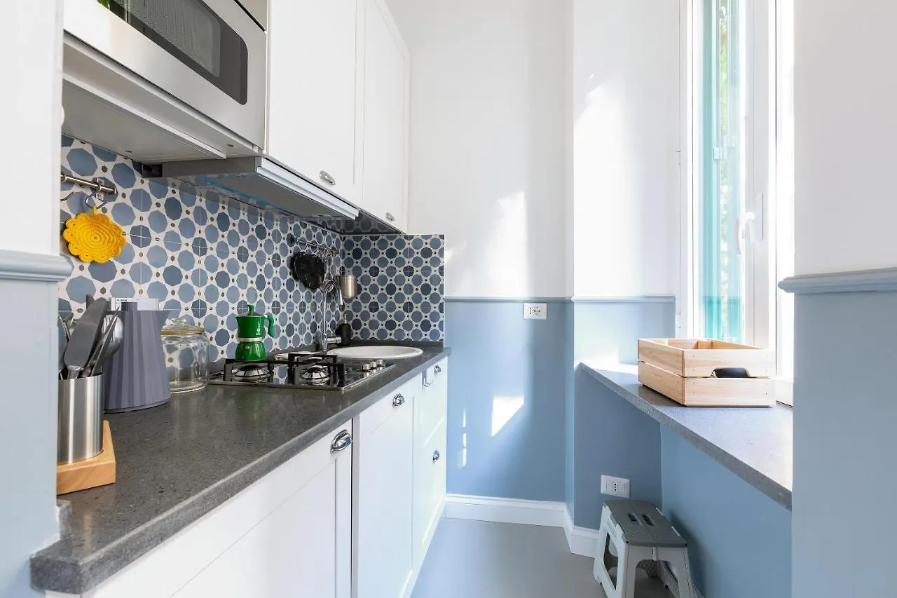 Rome As You Feel - Iconic Monti Design Apartment Italy